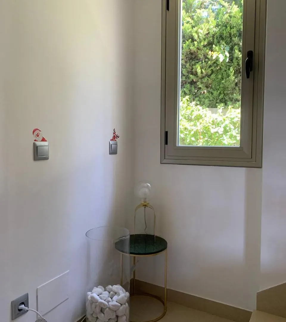 מיחאס קוסטה Villa Serena Near The Beach מיחאס קוסטה