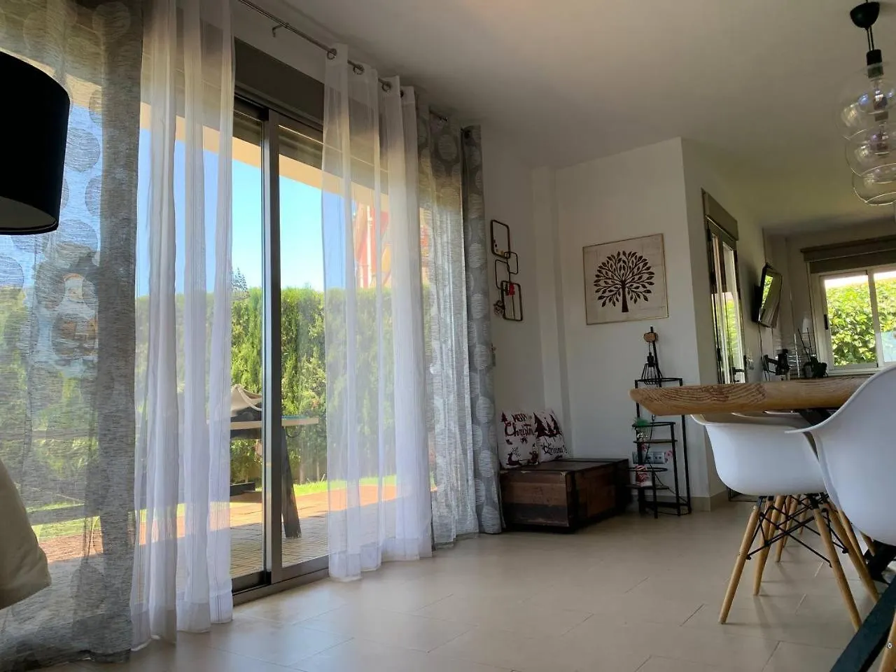מיחאס קוסטה Villa Serena Near The Beach בית נופש מיחאס קוסטה